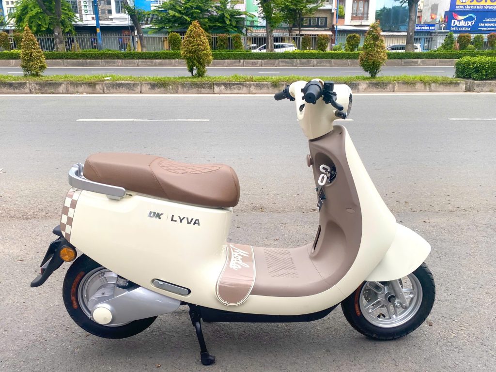 Những rủi ro khi học sinh sử dụng xe điện trôi nổi